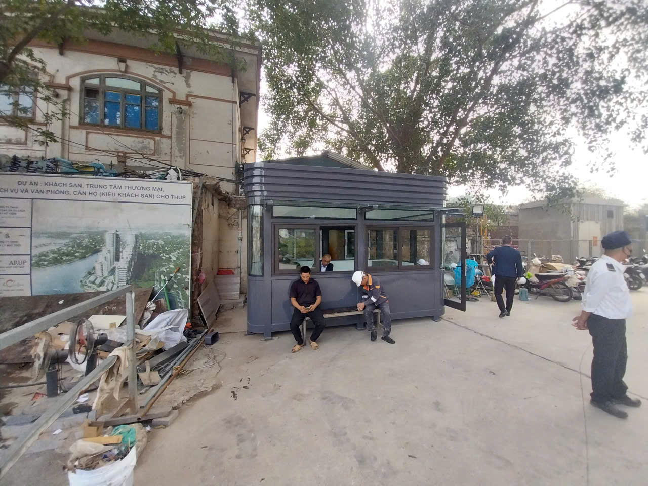 Nhà bảo vệ cỡ lớn 