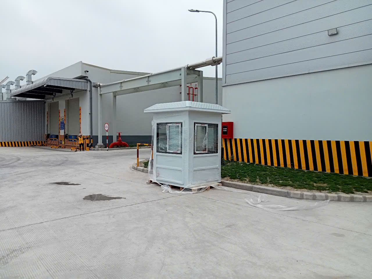 Bốt gác nhà máy