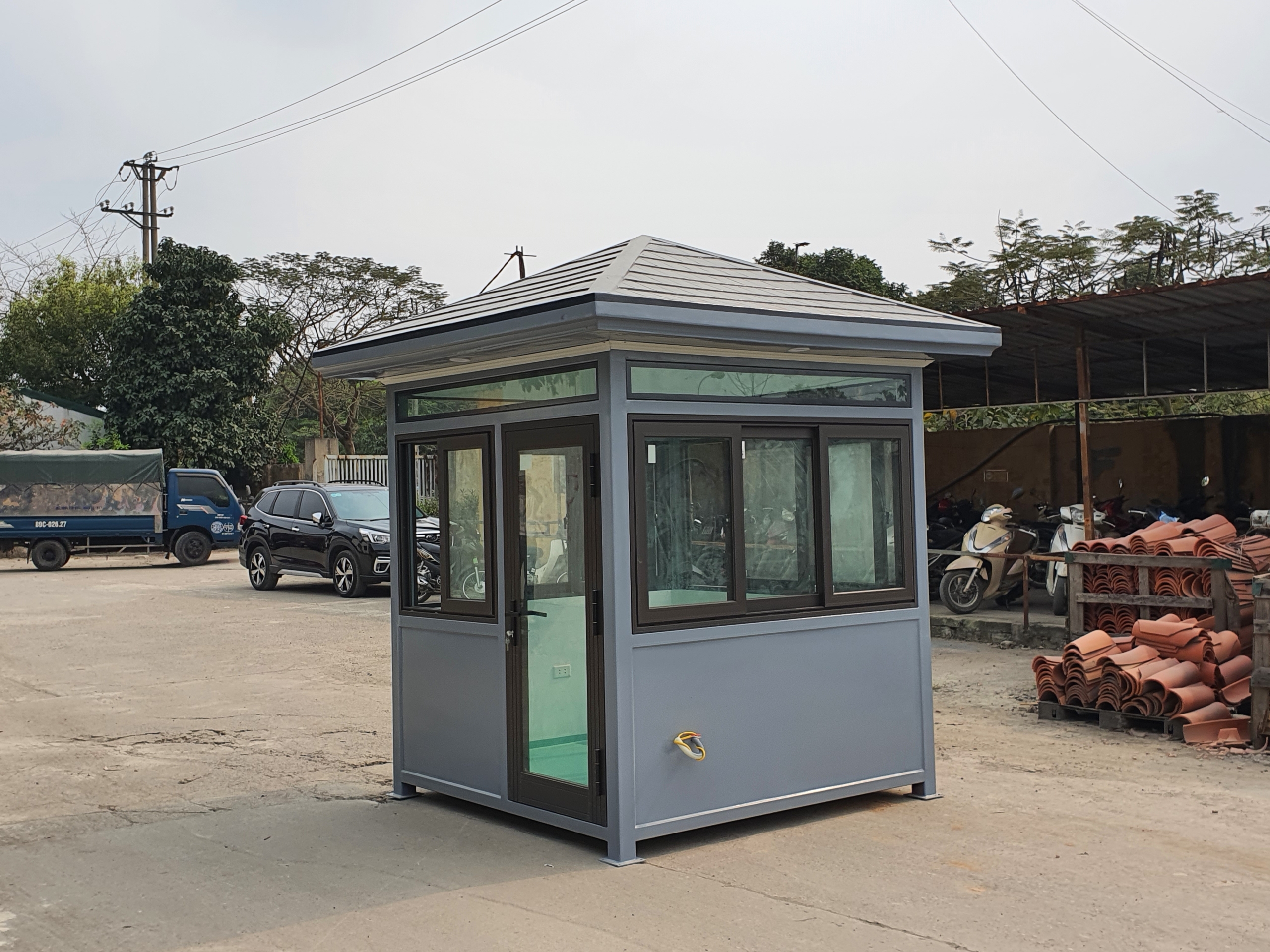 Chốt bảo vệ sử dụng kết hợp nhiều loại vật liệu