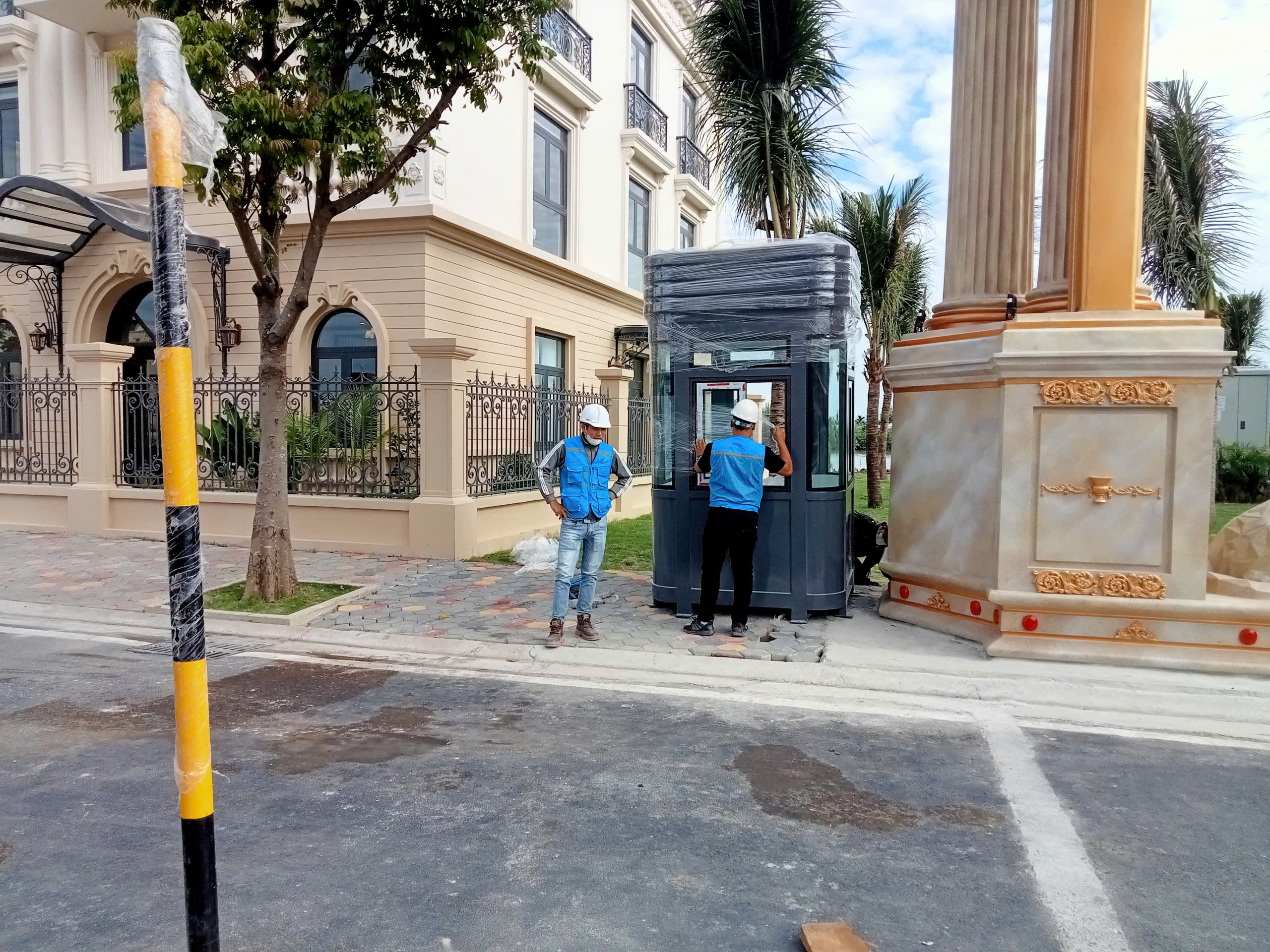 Thi công chốt bảo vệ cho khu đô thị